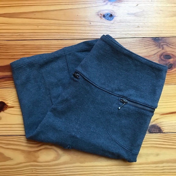 Athleta Gray Pencil Flare Sport Skirt, EUC, S - Picture 7 of 7